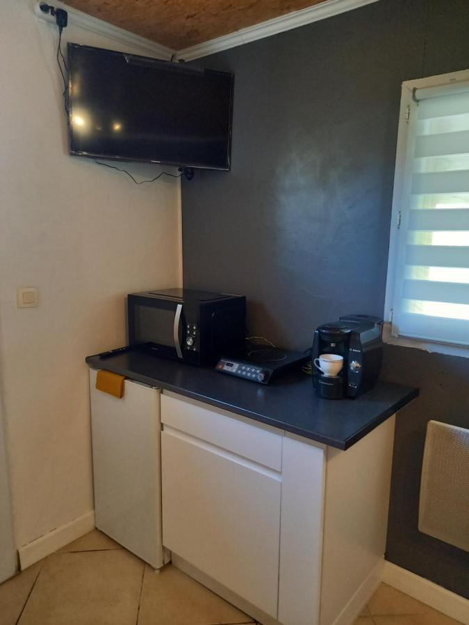 Chambre d'hôte indépendante près de la jalle Martignas-sur-Jalle Esterno foto