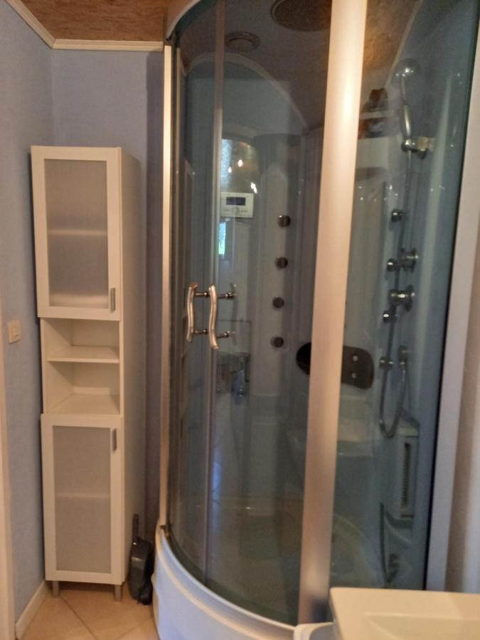 Chambre d'hôte indépendante près de la jalle Martignas-sur-Jalle Esterno foto